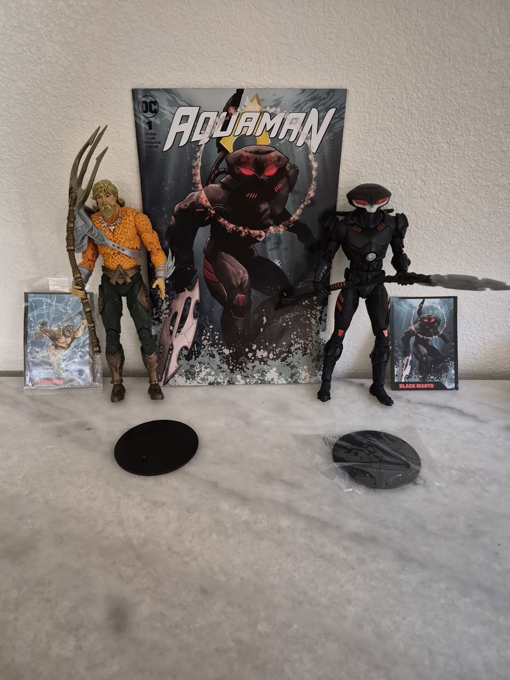 Mc Farlane DC Aquaman & Black Manta Action Figure 7in Comic Loose Pre-owned